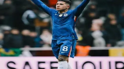 “众怒难平！曼联最新行动揭晓。”